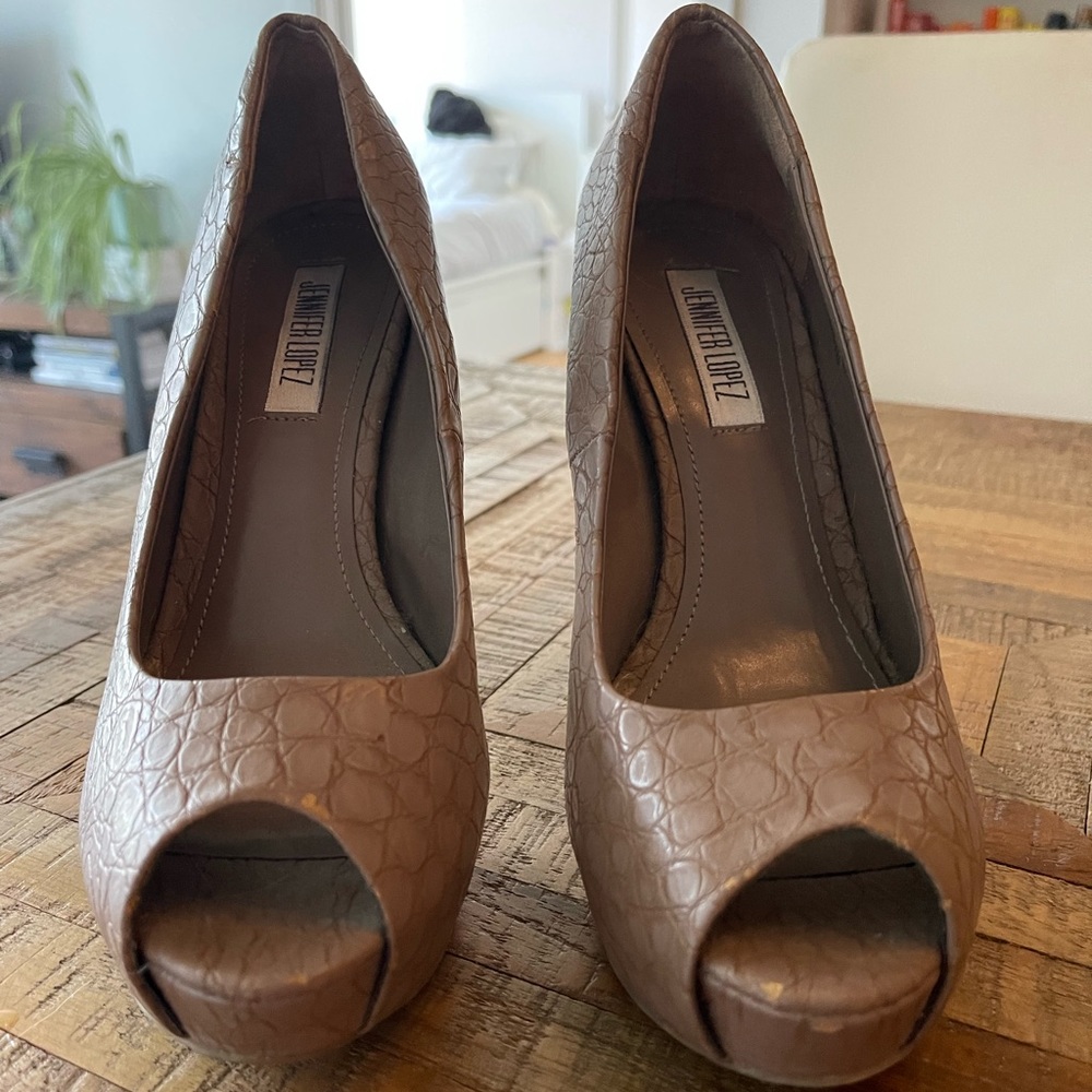 Peeped toe high heels